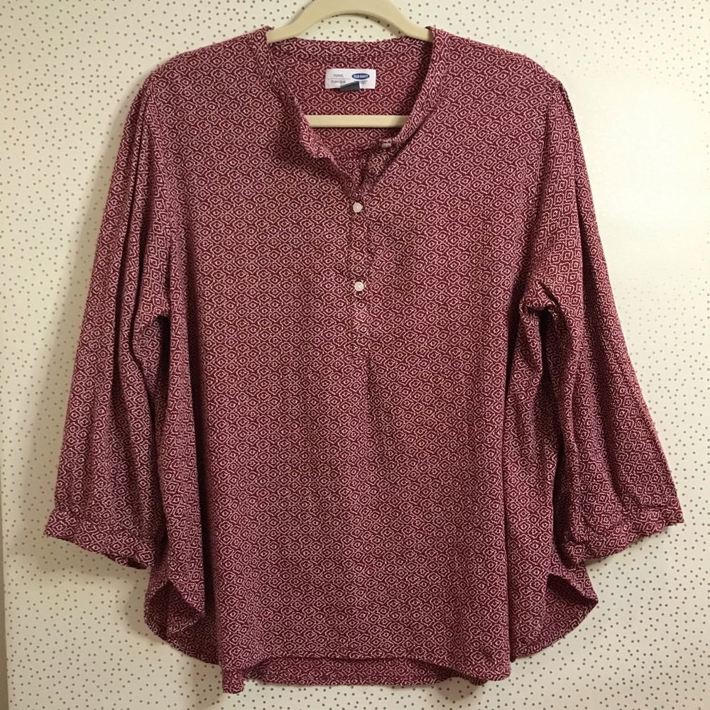 Old Navy Burgundy Geometric Print Tunic Blouse Top